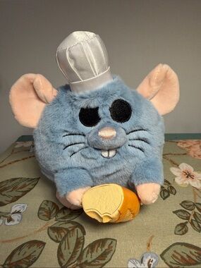 ZURU Snackles Remy Ratatouille Plush Disney Pixar Chef Mouse w Baguette 🥖